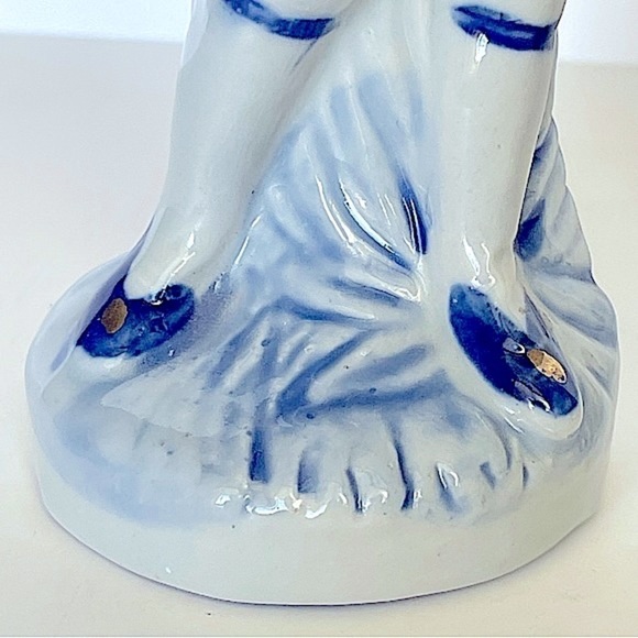 Porcelain Figures Colonial Victorian Men Blue White Gold Hand Painted Vintage - Picture 8 of 15